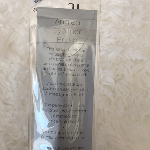 ELF Makeup Elf Angled Eyeliner Brush Poshmark